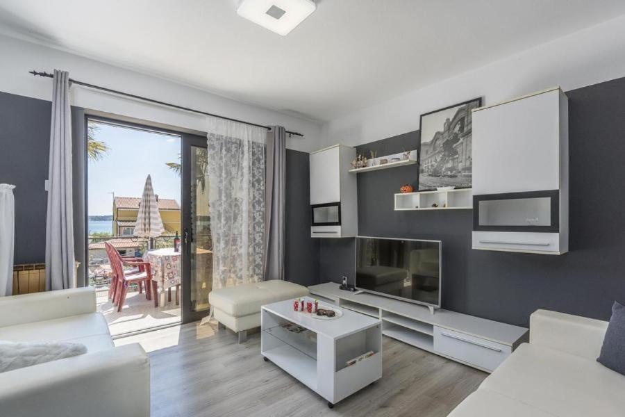 Apartment Zak Novigrad  Luaran gambar